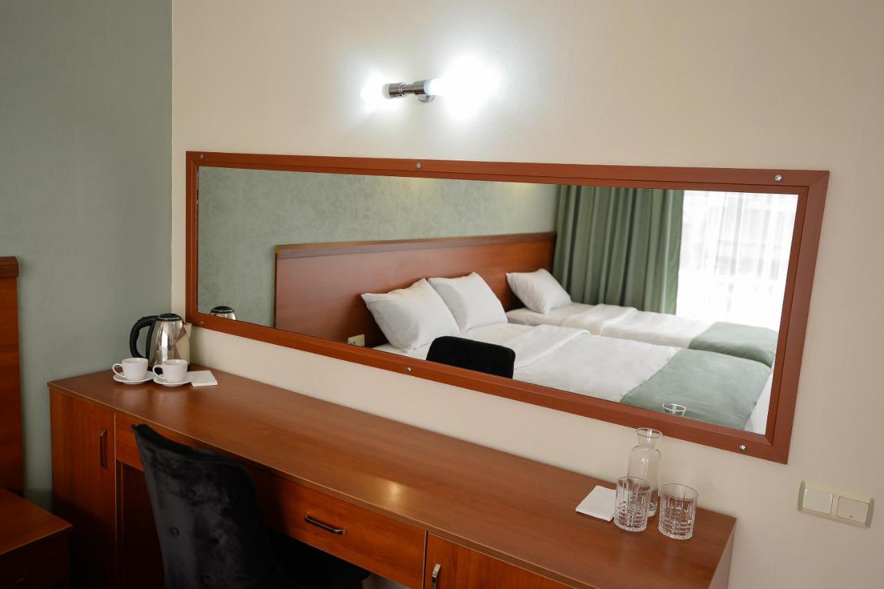 Aura Boutique Hotel Batumi Zewnętrze zdjęcie