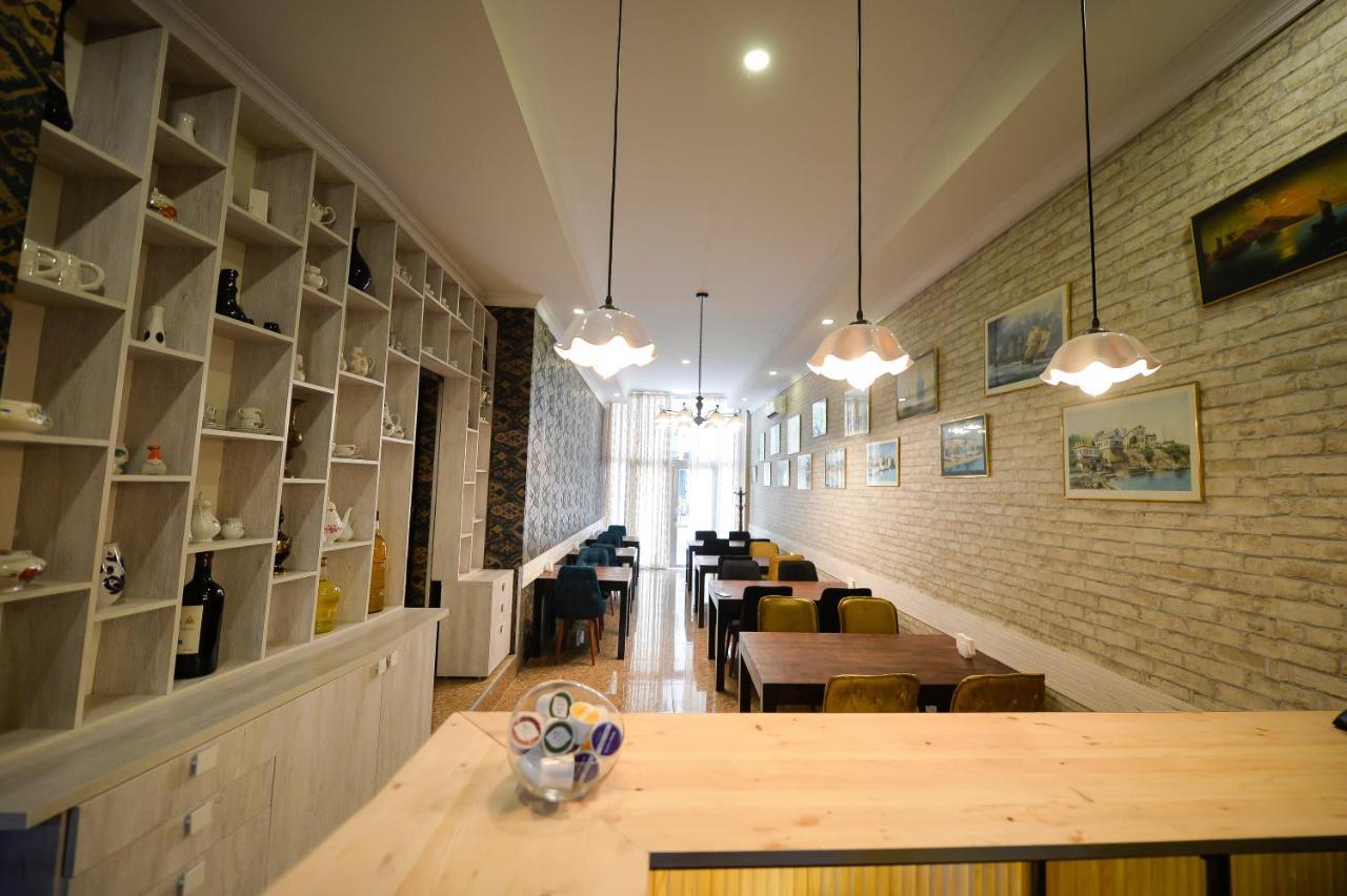 Aura Boutique Hotel Batumi Zewnętrze zdjęcie